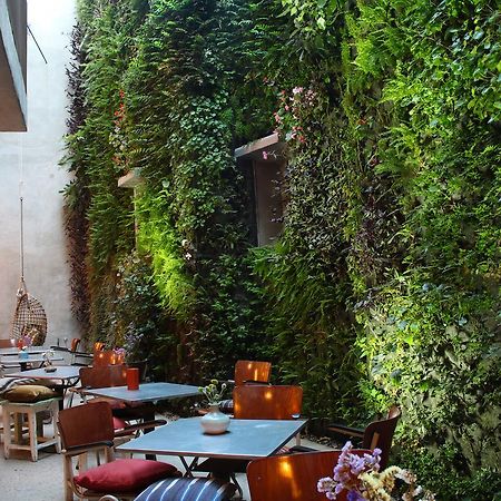 Kook Hotel طريفة المظهر الخارجي الصورة